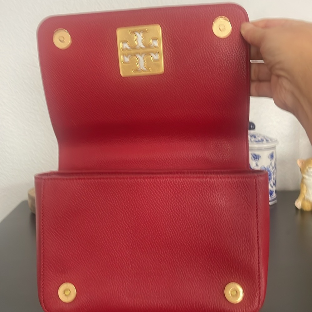 Tory Burch Leather Britten Small Shoulder Bag used 
Red color. - Picture 10 of 12
